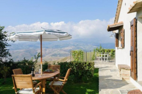 Cottage Assolata overlooking the Orcia valley in Tuscany